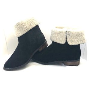 Gap girls black ankle boots with shearling